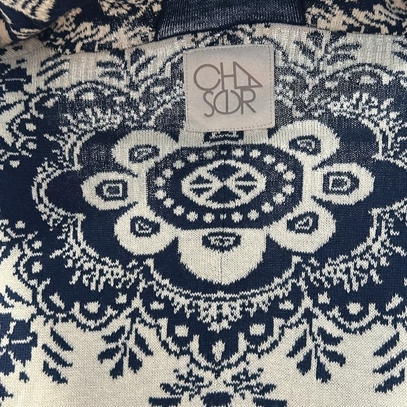 Chaser sample fringe hoodie poncho English tea time sweater navy cream new - Picture 5 of 6